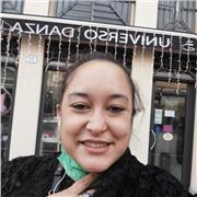 Ragioniera impartisce lezioni di matematica e algebra a Padova. Inoltre insegno economia aziendale